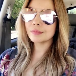 Meet your Posher, Royse